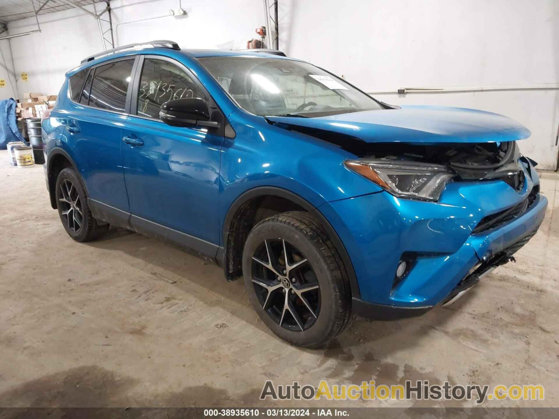 TOYOTA RAV4 SE, JTMJFREV4JJ207305