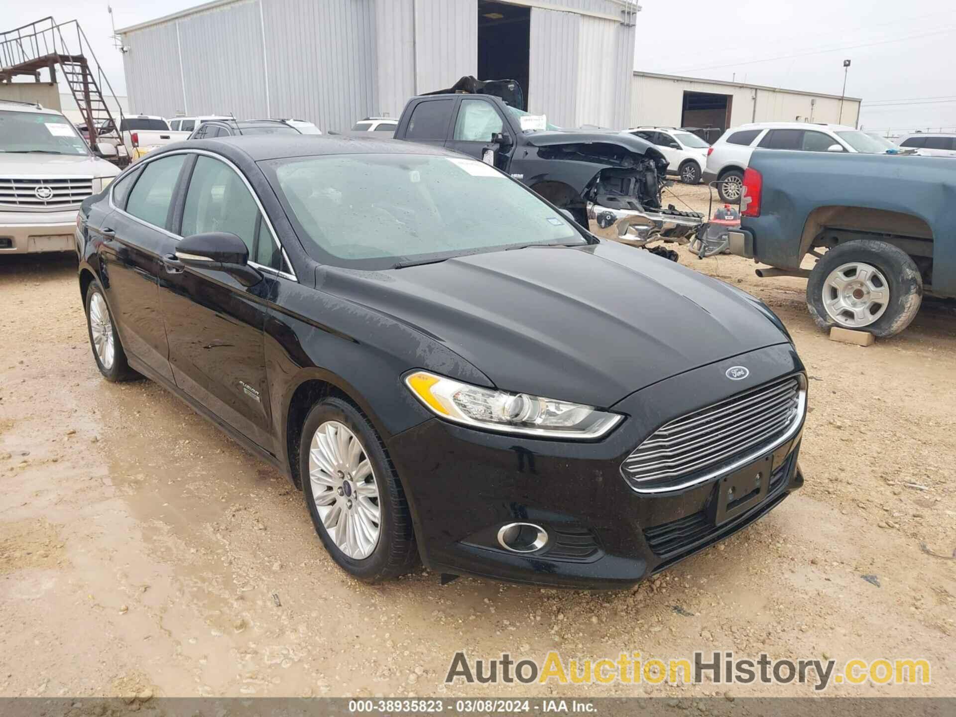 FORD FUSION ENERGI SE LUXURY, 3FA6P0PU5GR354479