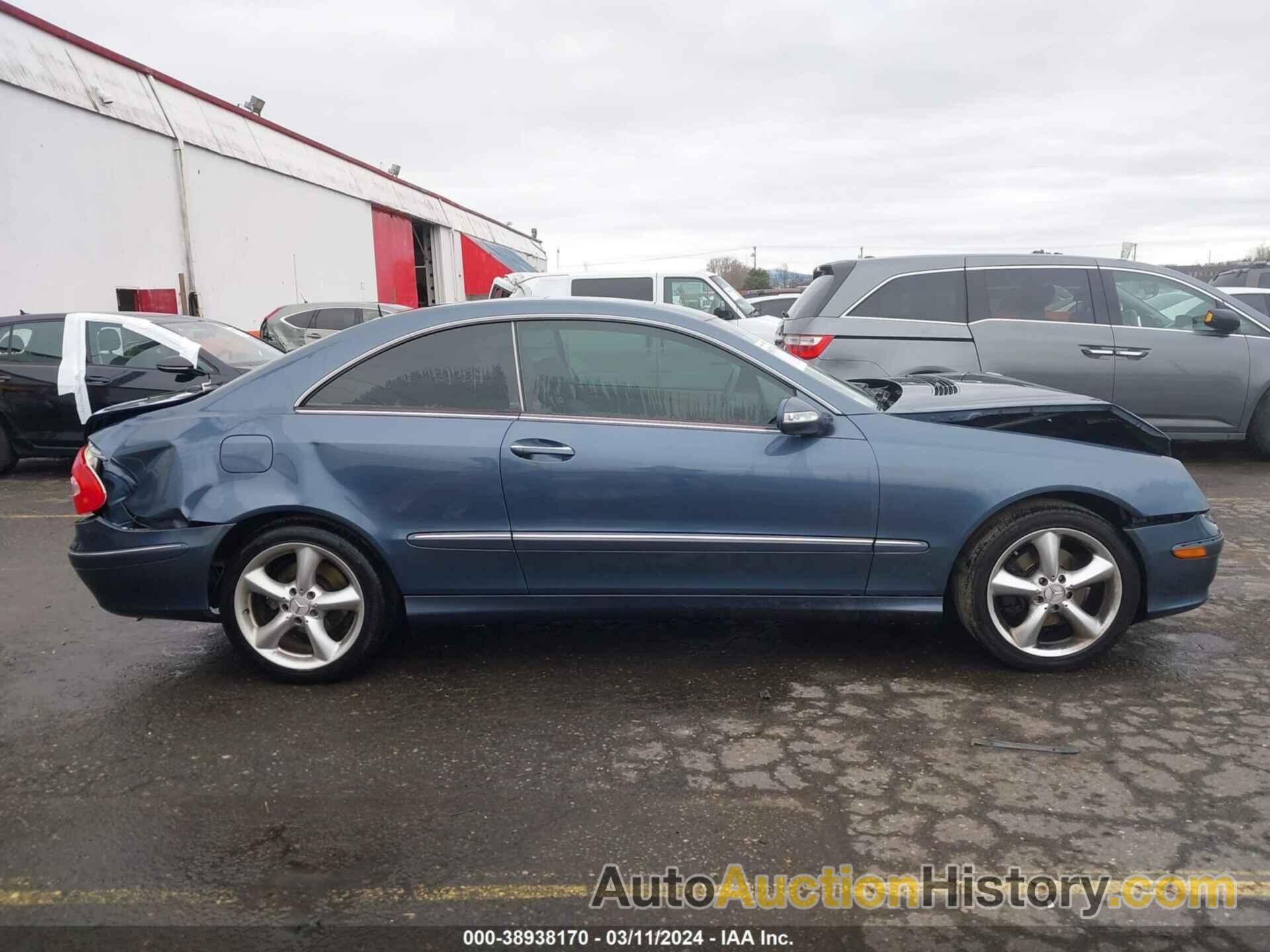 MERCEDES-BENZ CLK 320, WDBTJ65J05F162437