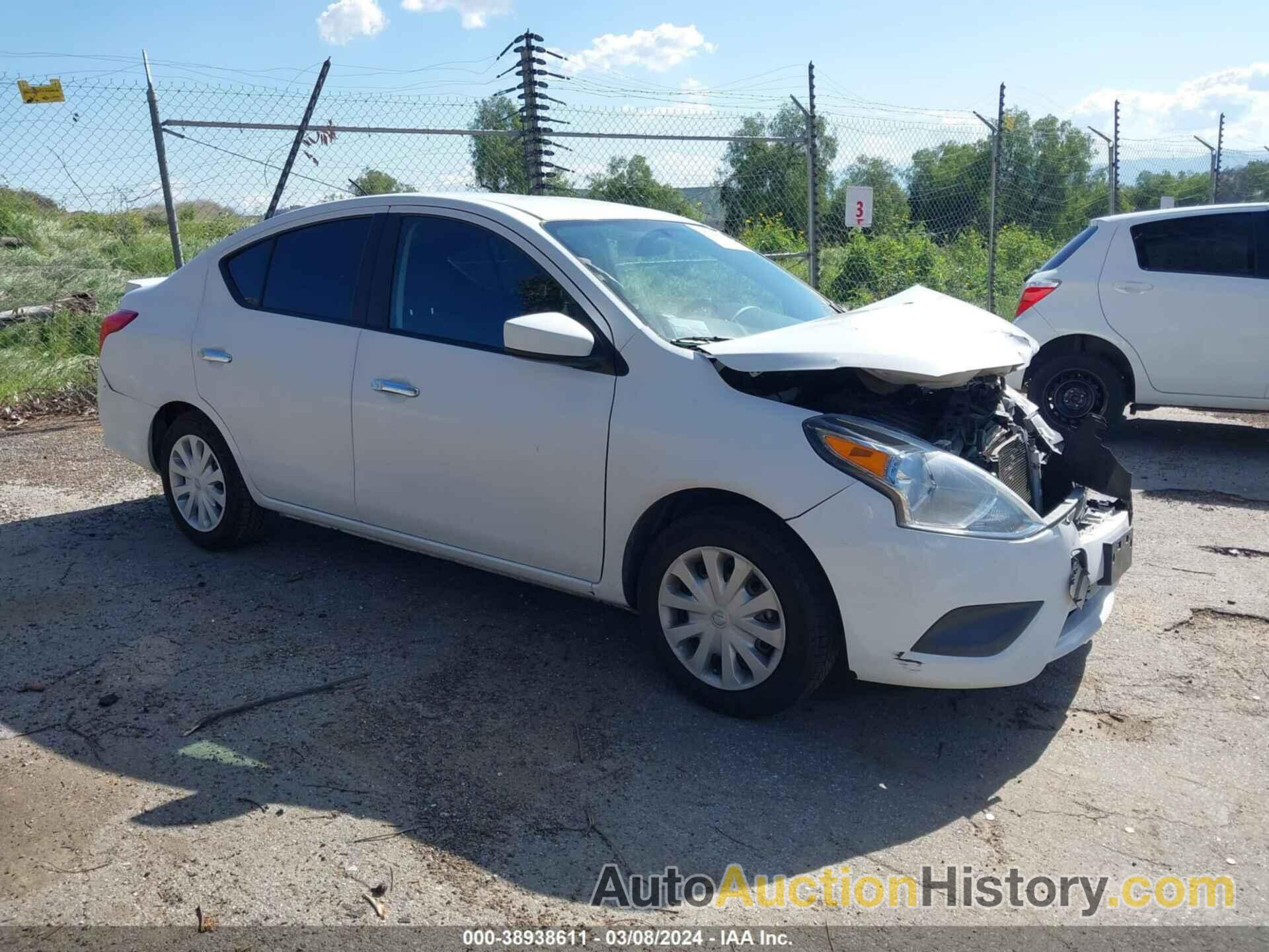 NISSAN VERSA 1.6 SV, 3N1CN7AP1FL933276