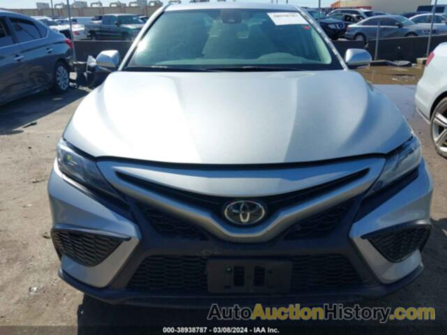 TOYOTA CAMRY SE, 4T1G11AK3NU670526