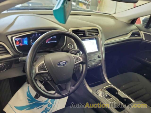 FORD FUSION SE, 3FA6P0T94KR129108