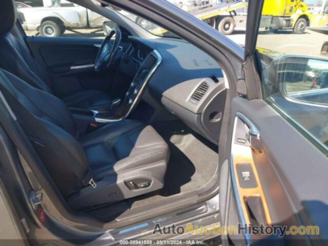 VOLVO XC60 T5 INSCRIPTION, YV440MDU8H2019883