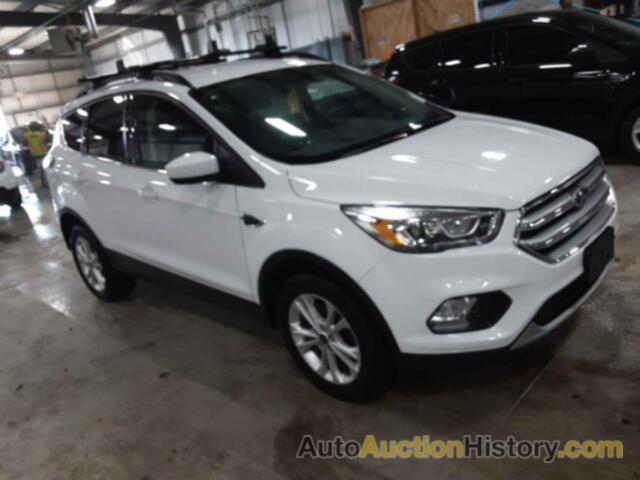 FORD ESCAPE SE, 1FMCU9GD4HUD25331