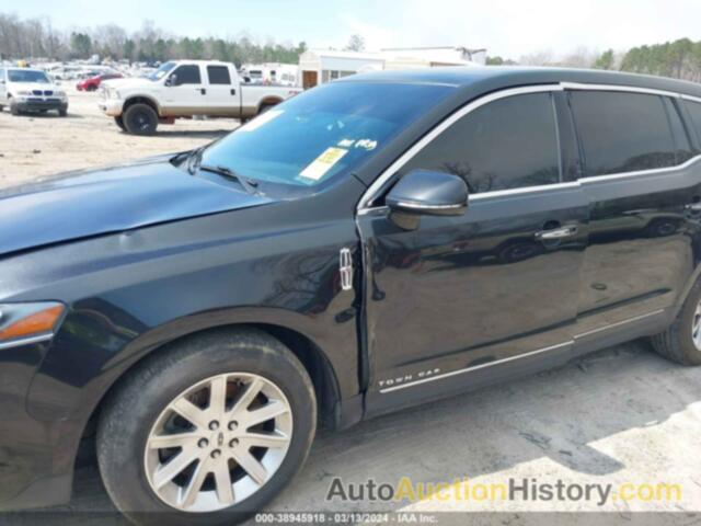 LINCOLN MKT LIVERY, 2LMHJ5NK3FBL00582
