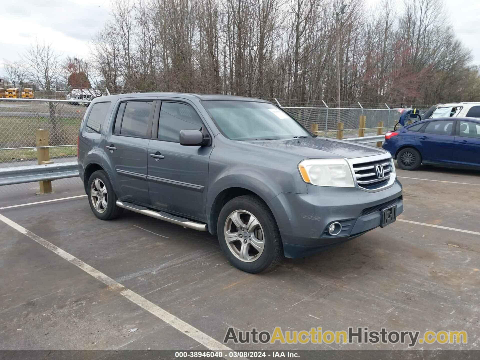 HONDA PILOT EX-L, 5FNYF3H57CB004085