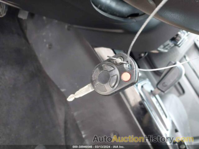 FORD ESCAPE LIMITED, 1FMCU0E73CKC15982