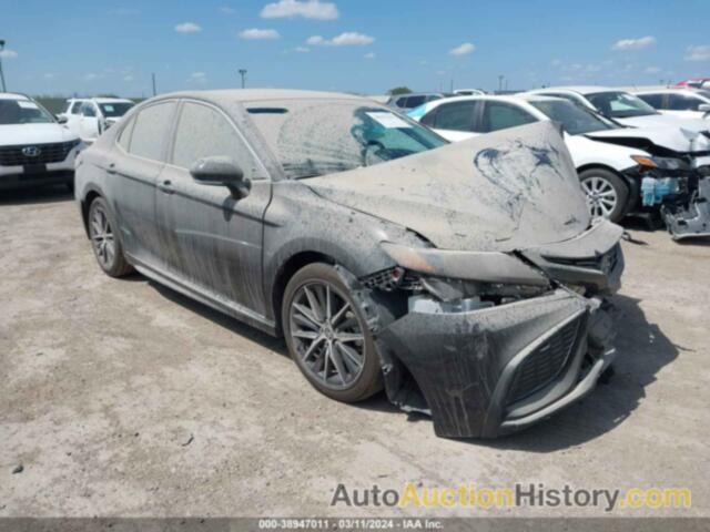 TOYOTA CAMRY SE, 4T1G11AK0NU684609