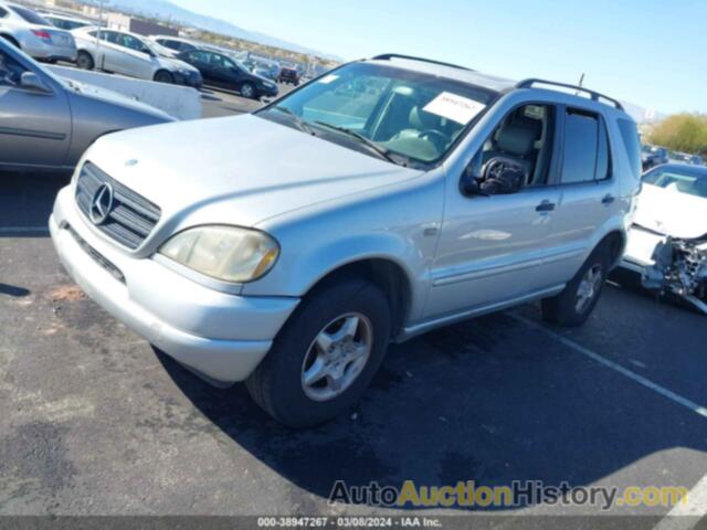 MERCEDES-BENZ ML 320, 4JGAB54E7YA190379