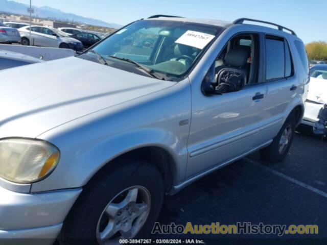 MERCEDES-BENZ ML 320, 4JGAB54E7YA190379