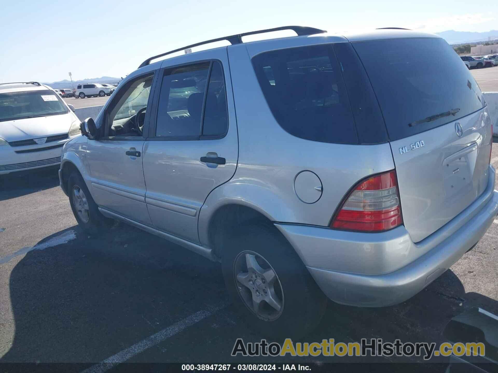 MERCEDES-BENZ ML 320, 4JGAB54E7YA190379