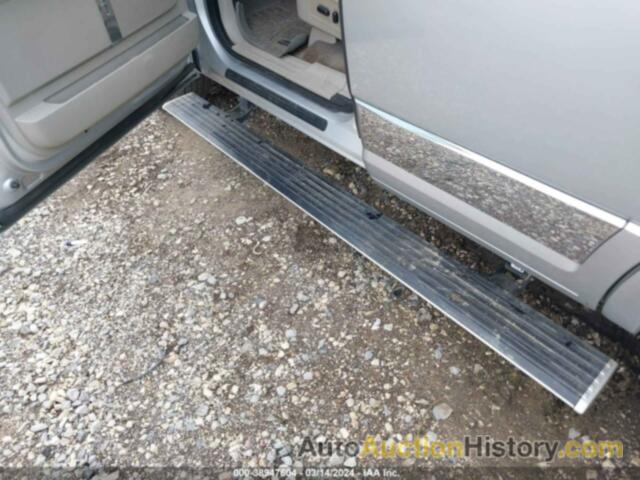 LINCOLN NAVIGATOR, 5LMJJ2H54CEL08432