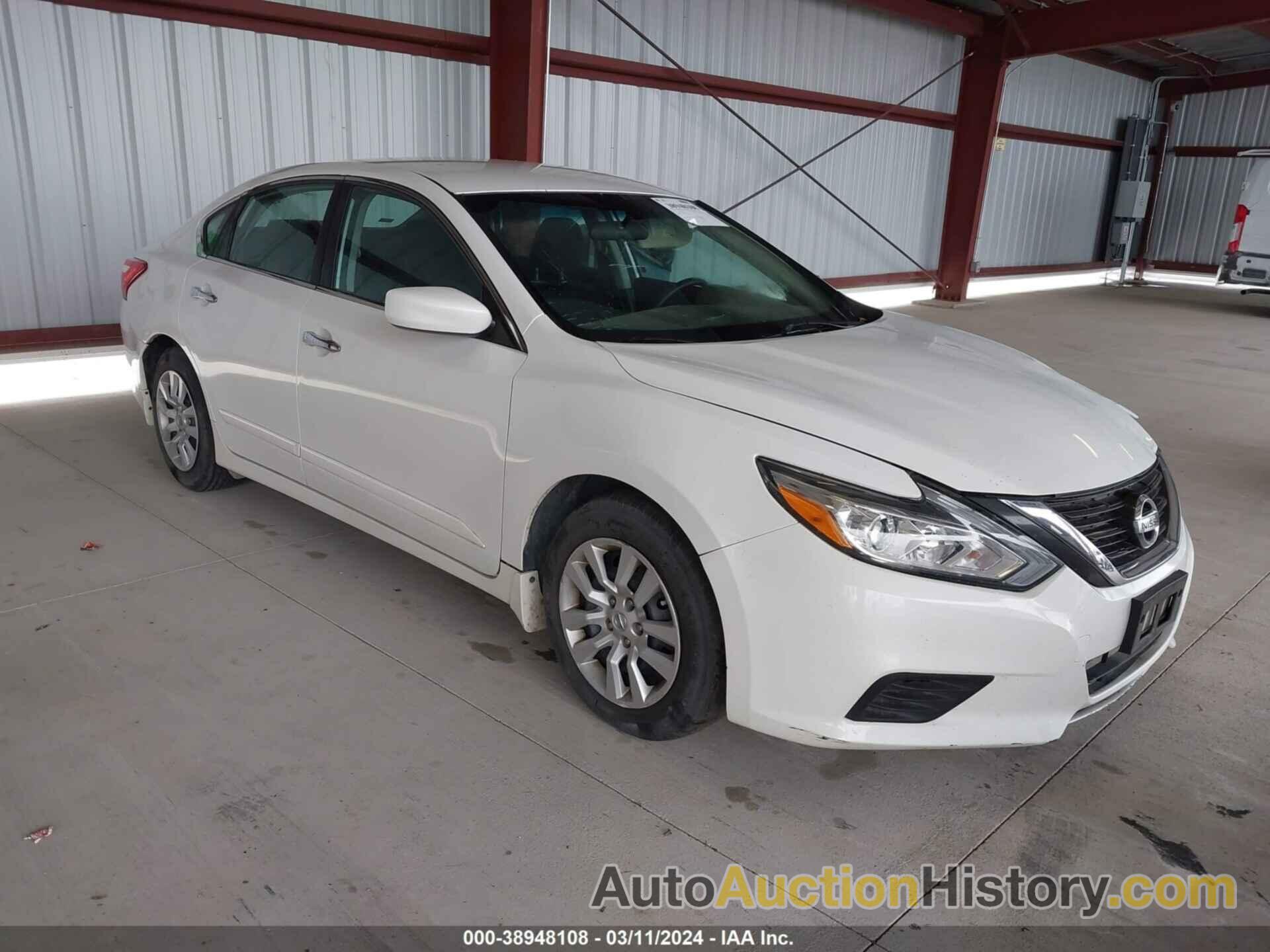 NISSAN ALTIMA 2.5 S, 1N4AL3AP5HN305832