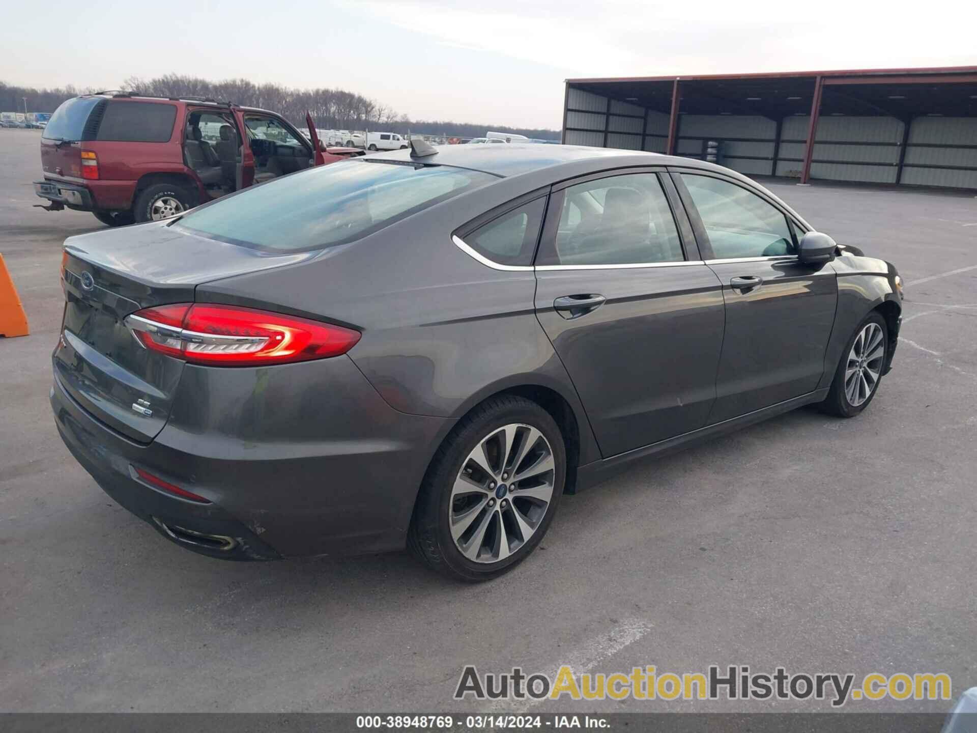 FORD FUSION SE, 3FA6P0T96KR223751