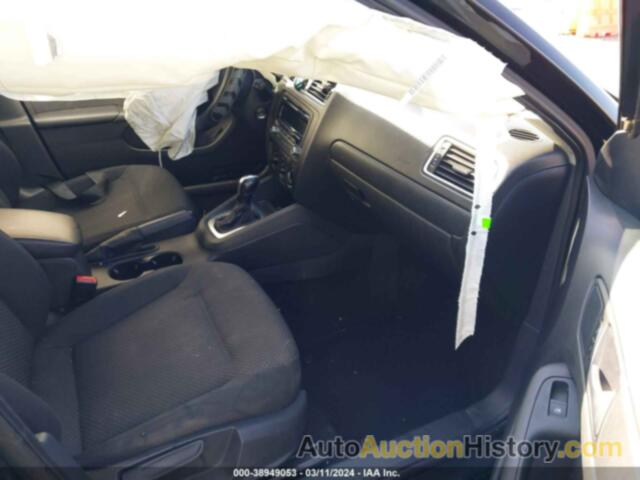 VOLKSWAGEN JETTA 2.0L S, 3VW2K7AJ1EM431869