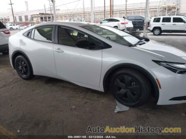 TOYOTA PRIUS LE/XLE/LIMITED, JTDACAAU9R3018558