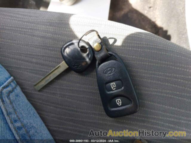 HYUNDAI ACCENT SE, KMHCT4AE0HU368250