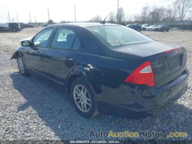 FORD FUSION S, 3FAHP0GA3CR127591