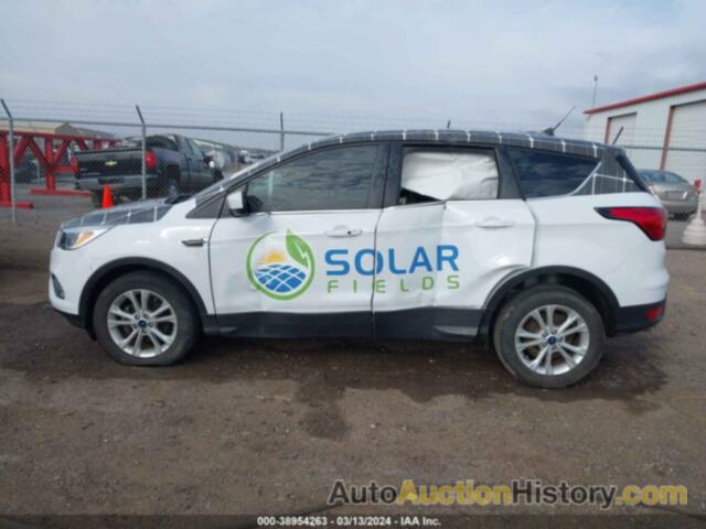 FORD ESCAPE SE, 1FMCU0GD0KUA53038