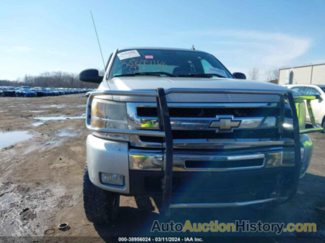 CHEVROLET SILVERADO 1500 LT, 1GCRKSE39BZ110379