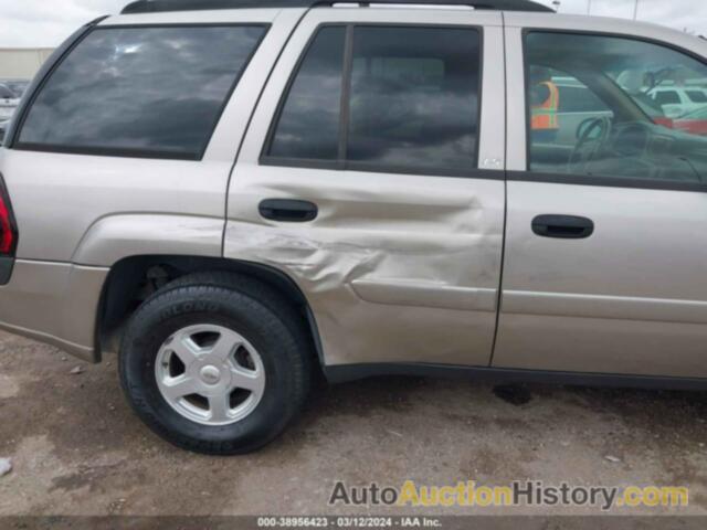 CHEVROLET TRAILBLAZER LS, 1GNDS13S822267092