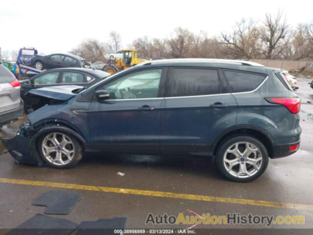 FORD ESCAPE TITANIUM, 1FMCU9J90KUC37565