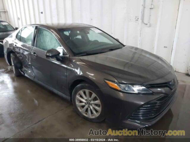 TOYOTA CAMRY LE, 4T1B11HK0JU651457