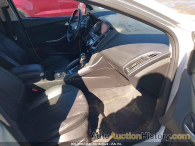 FORD FOCUS TITANIUM, 1FAHP3N24CL452696