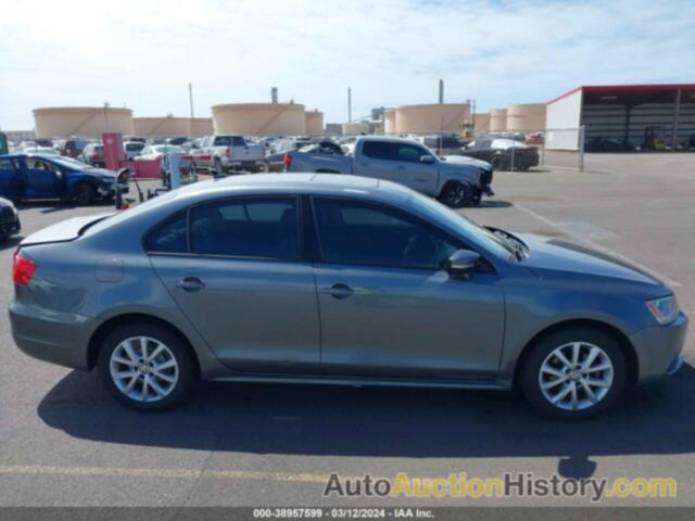 VOLKSWAGEN JETTA 2.5L SE, 3VWDX7AJ8BM352463