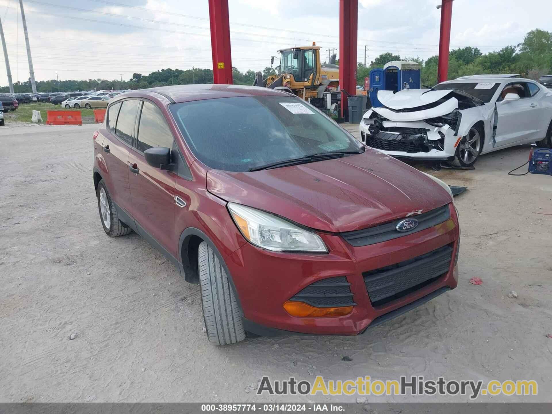 FORD ESCAPE S, 1FMCU0F72GUB89707