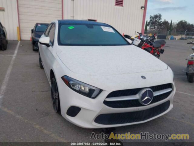 MERCEDES-BENZ A 220, WDD3G4EB6KW009396