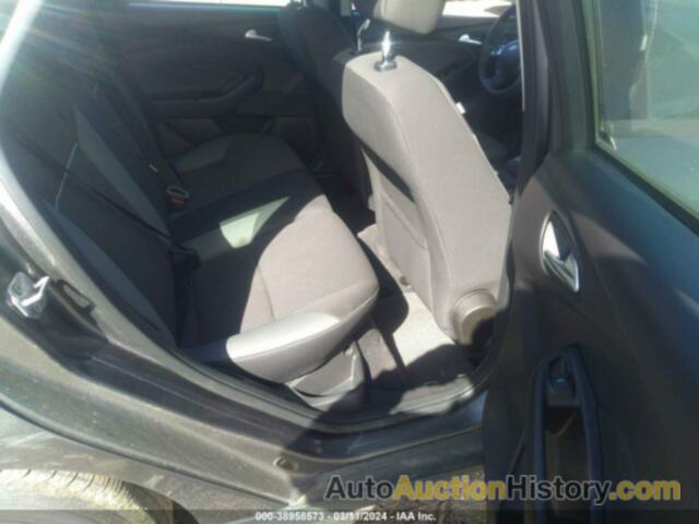 FORD FOCUS SE, 1FAHP3K27CL377688