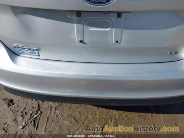 FORD FOCUS SE, 1FADP3K27HL255449