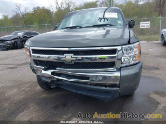 CHEVROLET SILVERADO 1500 LS, 1GCRCREA2BZ309116