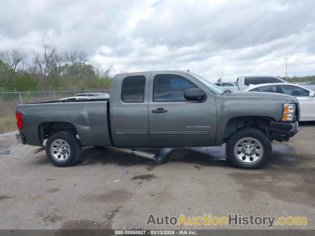 CHEVROLET SILVERADO 1500 LS, 1GCRCREA2BZ309116