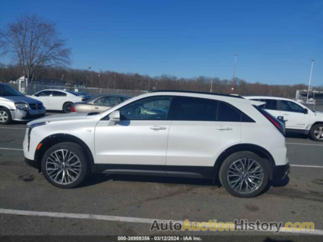 CADILLAC XT4 AWD SPORT, 1GYFZFR42RF123151