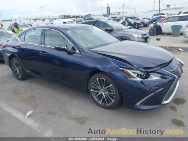 LEXUS ES 300H, 58ADA1C18NU022051