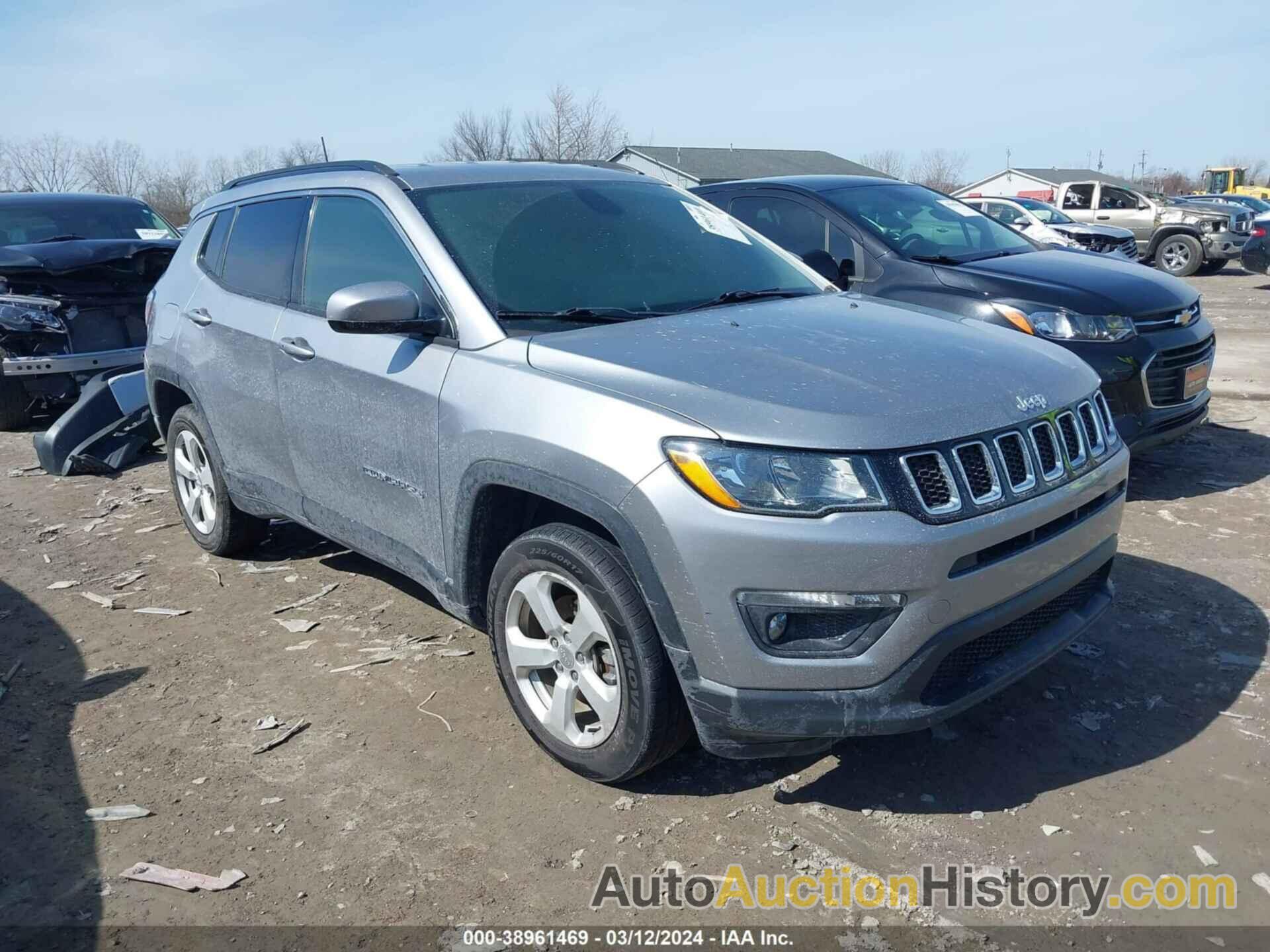 JEEP COMPASS LATITUDE 4X4, 3C4NJDBB7KT659255