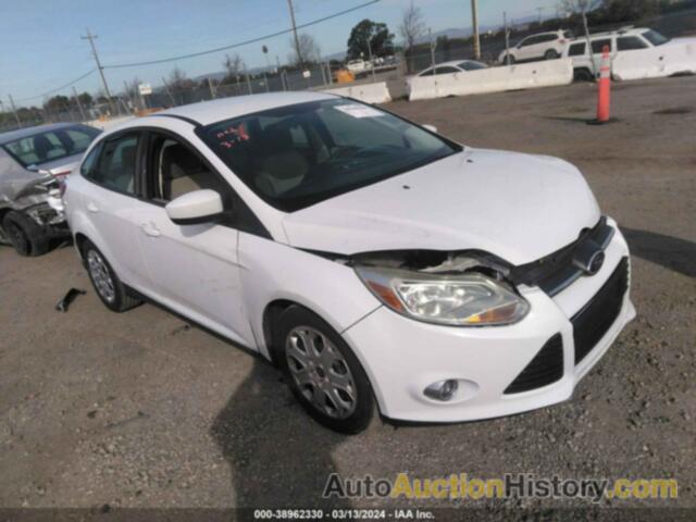 FORD FOCUS SE, 1FAHP3F26CL469806