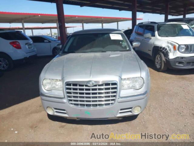 CHRYSLER 300C HEMI, 2C3KA63TX9H581891