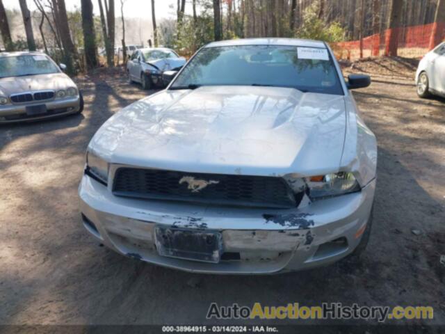 FORD MUSTANG V6/V6 PREMIUM, 1ZVBP8AN5A5165184