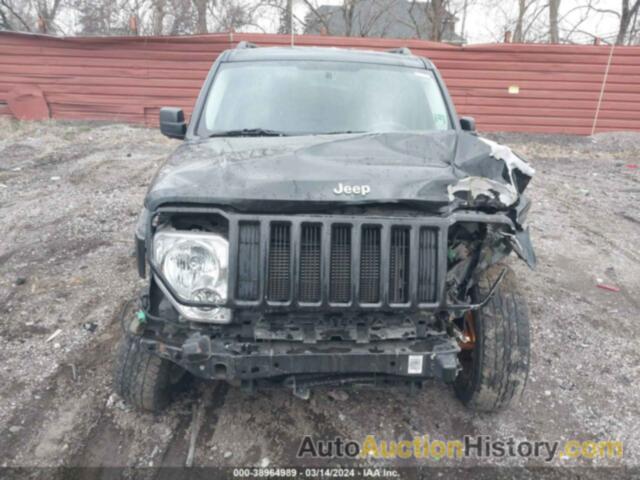 JEEP LIBERTY SPORT, 1C4PJMAK1CW138540