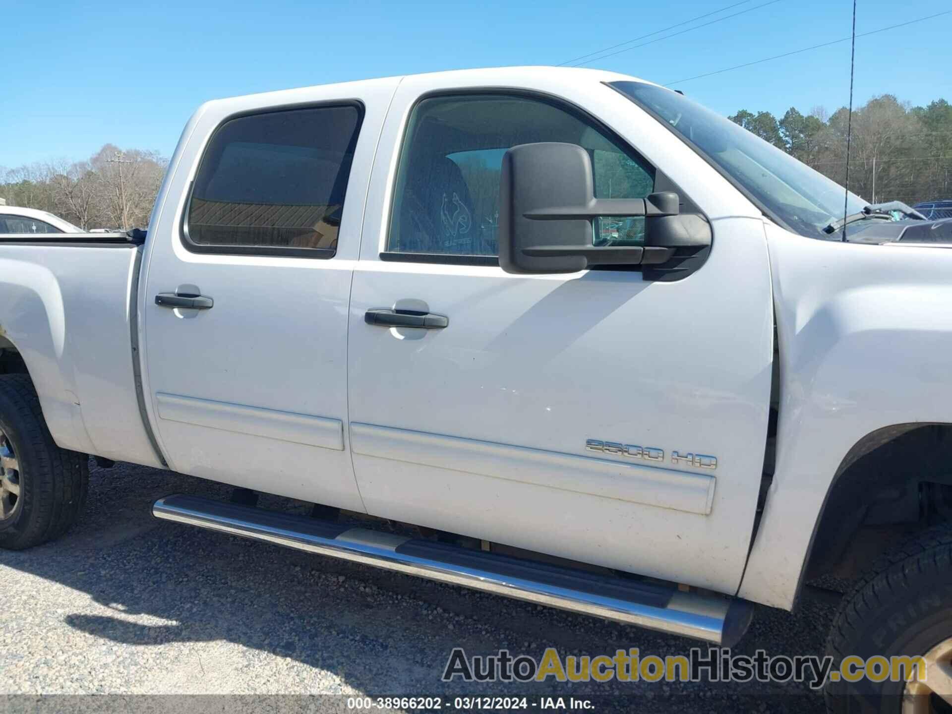 CHEVROLET SILVERADO 2500HD LT, 1GC1KXC8XBF223381