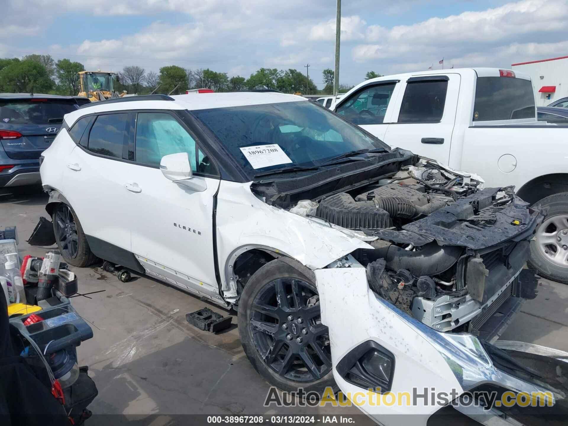 CHEVROLET BLAZER FWD 2LT, 3GNKBCR49MS512095