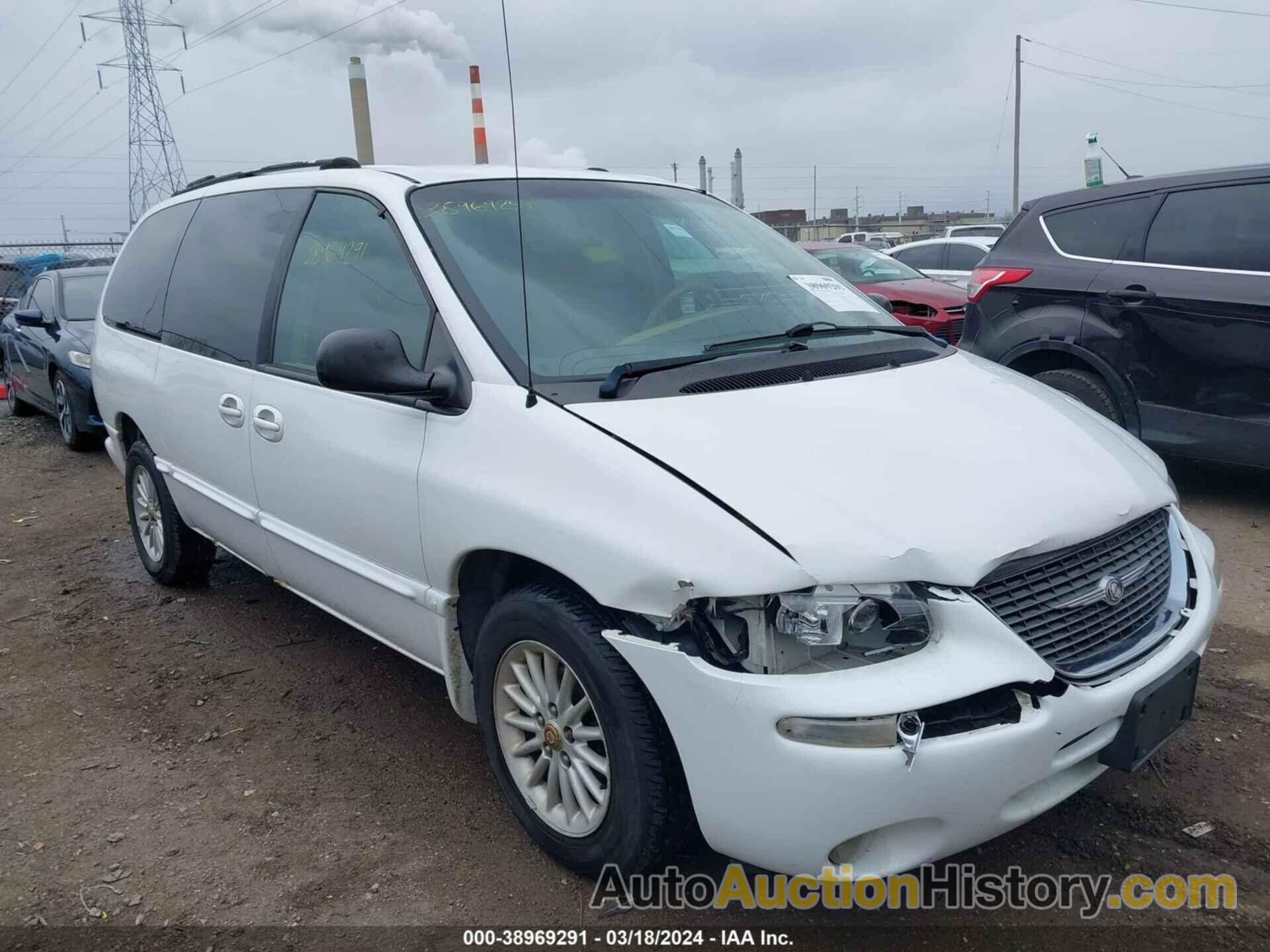 CHRYSLER TOWN & COUNTRY LX, 1C4GP44G1YB800377