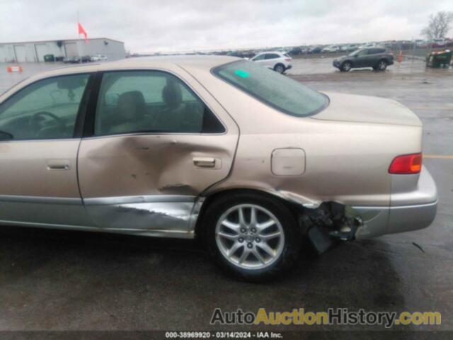 TOYOTA CAMRY LE/XLE, JT2BF28K010308448
