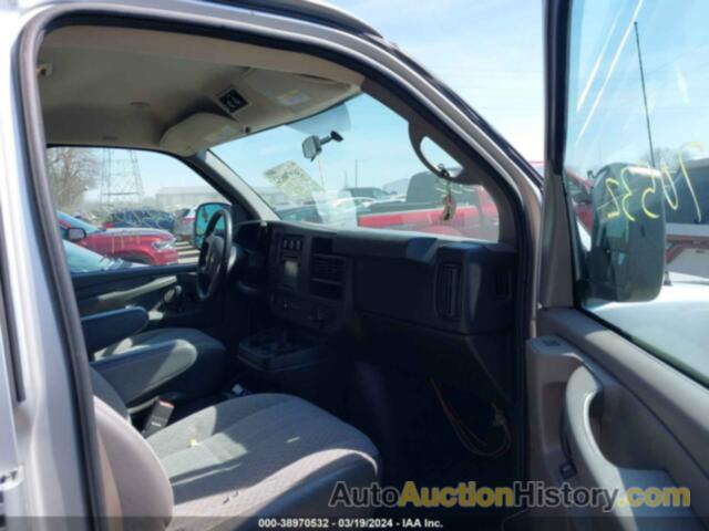 CHEVROLET EXPRESS 2500 LT, 1GAWGRFG1F1122179