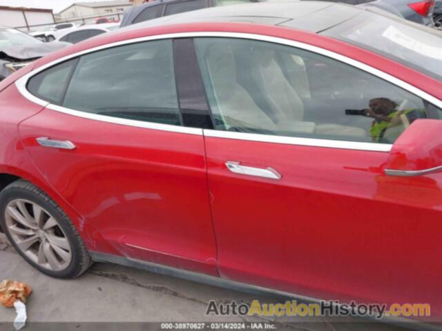 TESLA MODEL S 85, 5YJSA1H15FFP67992