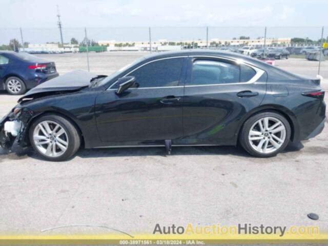 LEXUS IS 300, JTHCA1D2XP5126518