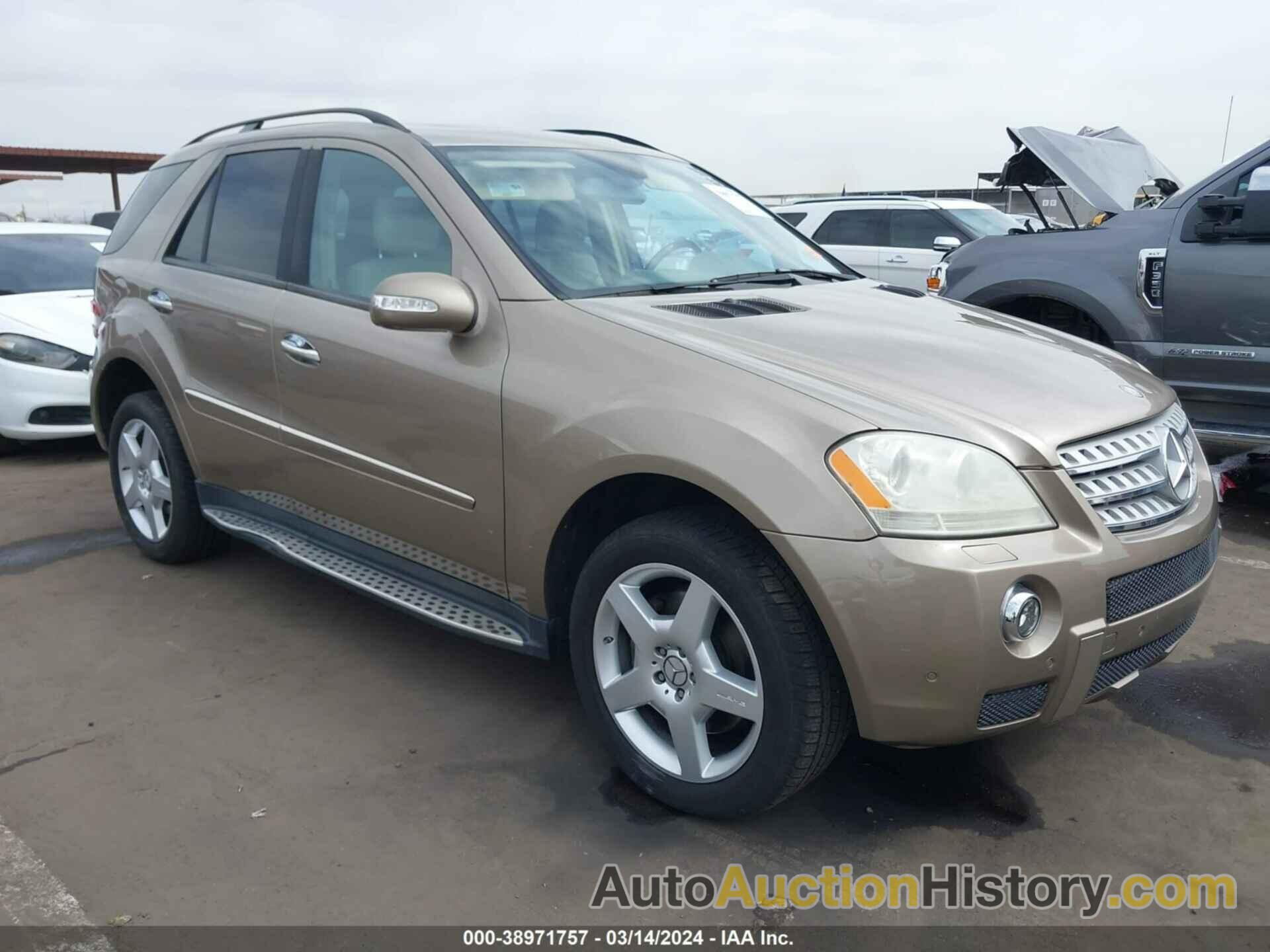 MERCEDES-BENZ ML 550 4MATIC, 4JGBB72E48A363889